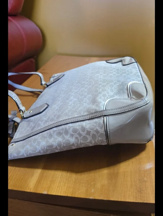 Coach Bag Poppy Metallic Beige Gold Signature C Patent Leather Canvas - Picture 8 of 16